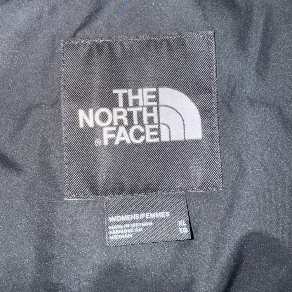 The North Face Charcoal Outerwear - Picture 4 of 4